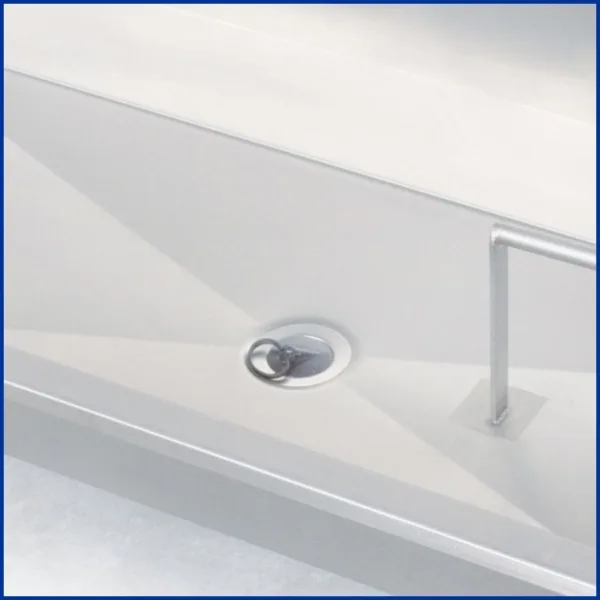 Schürzen- und Stiefelreiniger Detail 1